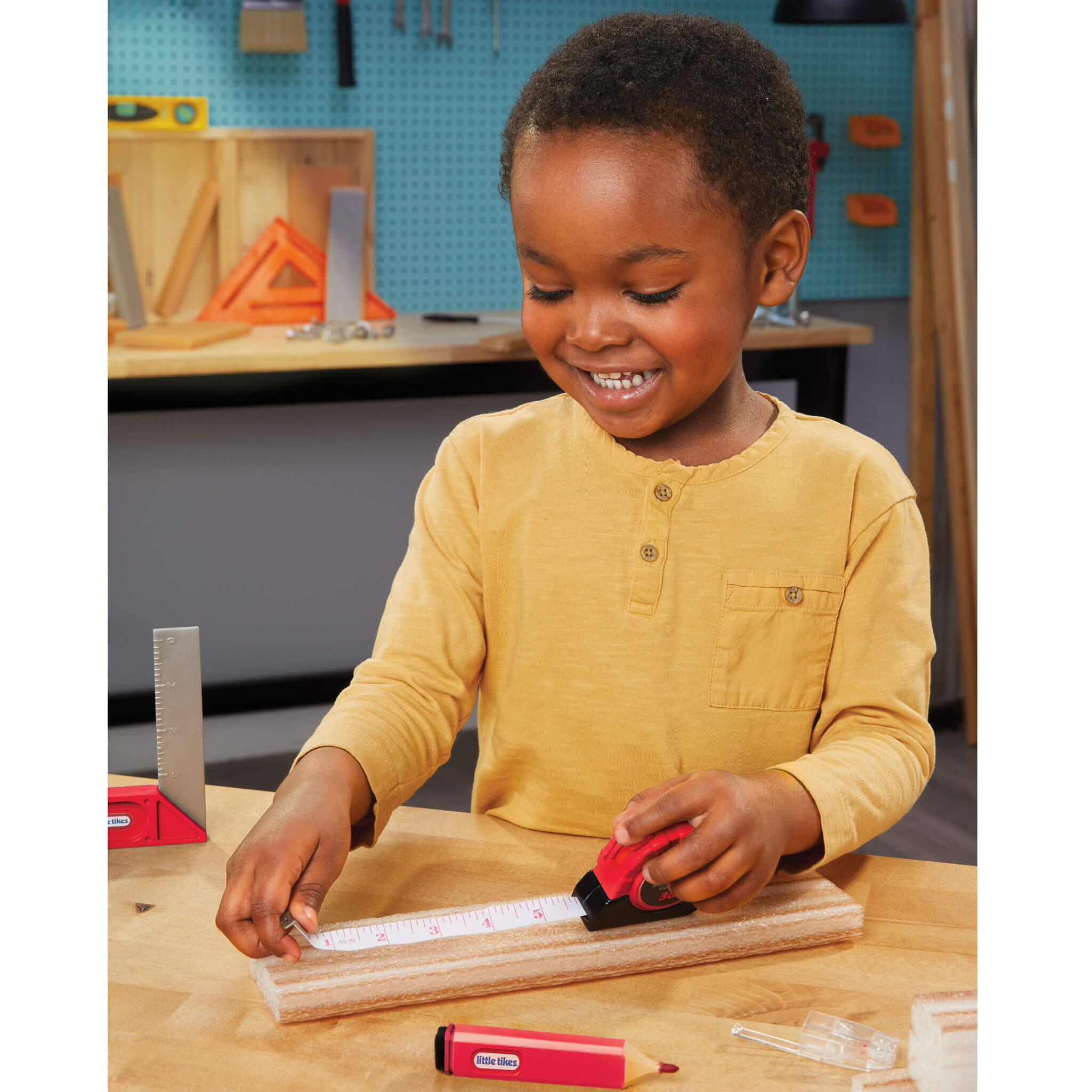 Creative Construction™ Measure and Cut Set - Kids Measuring and Pretend Cutting Workshop Set for Measuring, Marking and Creative Building