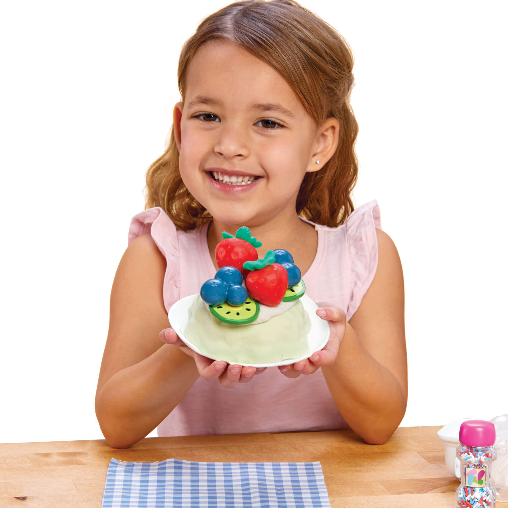 Creative Chefs™ Bluey - Pavlova Kit - Pretend Dessert Kit with Recipe Cards and Reusable Mix for Step-by-Step Pretend Dessert Making